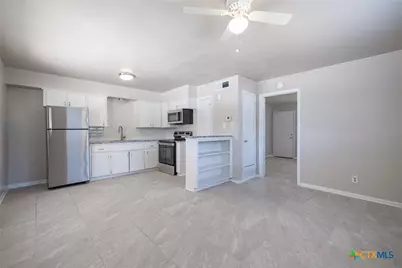 213 E Harrison Avenue, Killeen, TX 76541 - Photo 12