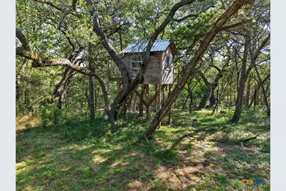 25867 Lewis Ranch Road, New Braunfels, TX 78132 - Photo 14