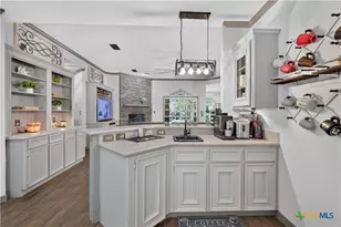 25867 Lewis Ranch Rd, New Braunfels, TX 78132 - Photo 24
