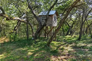 25867 Lewis Ranch Rd, New Braunfels, TX 78132 - Photo 14
