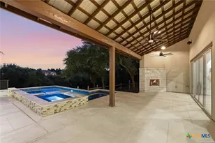 1426 Robusto, New Braunfels, TX 78132 - Photo 6