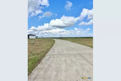384 E Lago Loop Road, Port Lavaca, TX 77979 - Photo 22