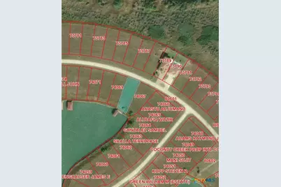 384 E Lago Loop Road, Port Lavaca, TX 77979 - Photo 2