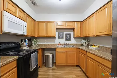 1502 Eichen Road, New Braunfels, TX 78130 - Photo 4