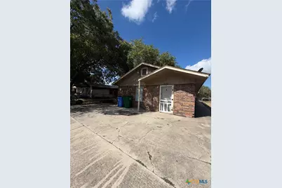 2110 Louise Street #1, Seguin, TX 78155 - Photo 2