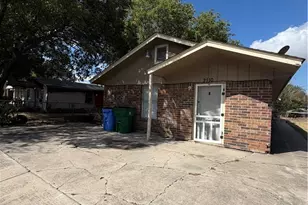 2110 Louise St, Seguin, TX 78155 - Photo 2