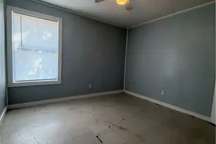 2110 Louise St, Seguin, TX 78155 - Photo 6