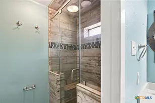 815 Briarwood St, Victoria, TX 77904 - Photo 18