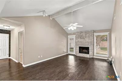 815 Briarwood Street, Victoria, TX 77904 - Photo 6