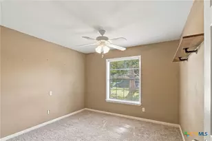 815 Briarwood St, Victoria, TX 77904 - Photo 20
