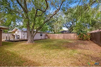 815 Briarwood Street, Victoria, TX 77904 - Photo 24
