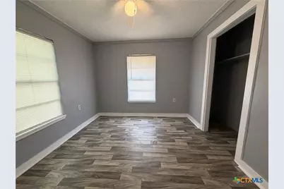 2217 N Guadalupe Street, Seguin, TX 78155 - Photo 8