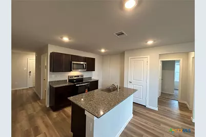 125 Mullins Drive, Rockdale, TX 76567 - Photo 2