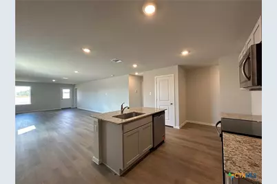133 Mullins Drive, Rockdale, TX 76567 - Photo 2