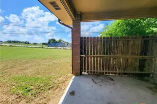 10413 Trimmier Rd, Killeen, TX 76542 - Photo 14