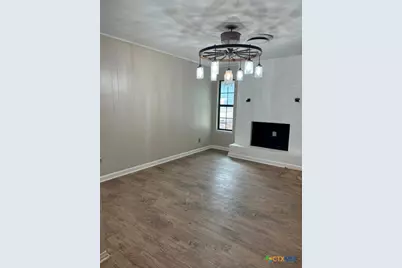 611 Lina Ln, Seguin, TX 78155 - Photo 10