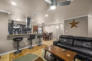 509 S Glendale St, Hallettsville, TX 77964 - Photo 8