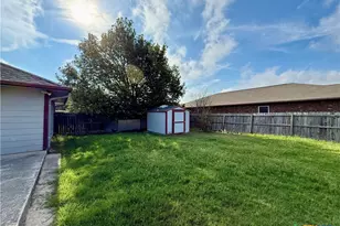 302 Renee Dr, Converse, TX 78109 - Photo 20