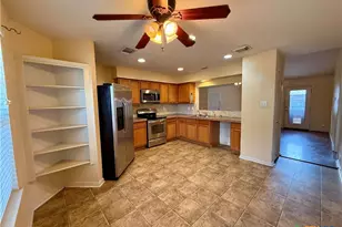 302 Renee Dr, Converse, TX 78109 - Photo 6