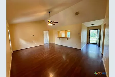 302 Renee Drive, Converse, TX 78109 - Photo 4
