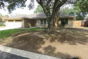 749 Running Creek, Seguin, TX 78155 - Photo 4