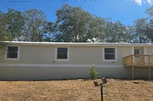 1120 Ainsworth St, Gonzales, TX 78629 - Photo 2