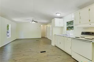 12965 River Rd, New Braunfels, TX 78132 - Photo 16