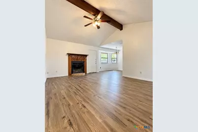 904 Hackberry St, Copperas Cove, TX 76522 - Photo 2