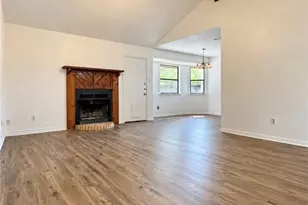 904 Hackberry St, Copperas Cove, TX 76522 - Photo 2