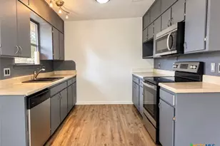 904 Hackberry St, Copperas Cove, TX 76522 - Photo 6