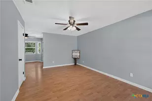 506 Creek St, Copperas Cove, TX 76522 - Photo 6