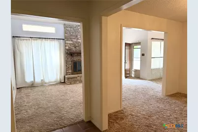 202 Evergreen Drive, Harker Heights, TX 76548 - Photo 4