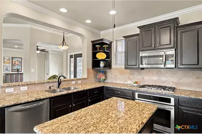 545 Mystic Shores Boulevard, Spring Branch, TX 78070 - Photo 12