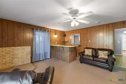 408 Davidson Street, Yoakum, TX 77995 - Photo 18