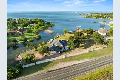 100 Palm Cove, Buchanan Dam, TX 78609 - Photo 2