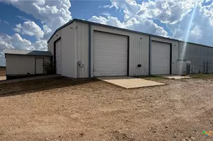 4437 S Hwy 77, Rockdale, TX 76567 - Photo 24