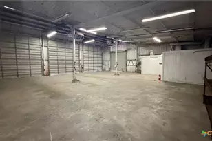 4437 S Hwy 77, Rockdale, TX 76567 - Photo 30