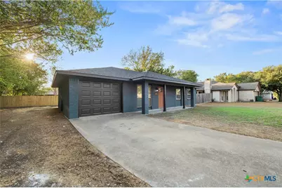 1128 Lindsey Circle, Belton, TX 76513 - Photo 2