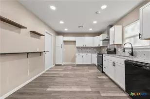 1128 Lindsey Cir, Belton, TX 76513 - Photo 12
