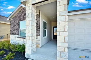 1208 Treehouse Ln, New Braunfels, TX 78130 - Photo 1