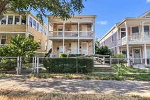 1612 Avenue L, Galveston, TX 77550 - Photo 4