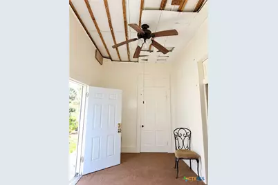 1612 Ave L, Galveston, TX 77550 - Photo 18