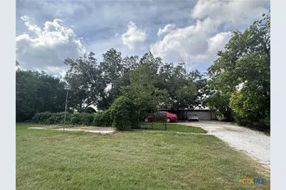 9732 Fm 621, Staples, TX 78670 - Photo 2