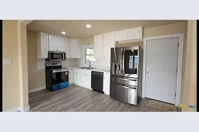 1702 S 49th Street, Temple, TX 76504 - Photo 6