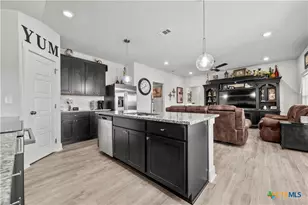 1042 LEXINGTON Dr, Copperas Cove, TX 76522 - Photo 6