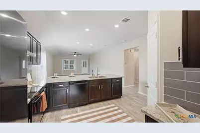 2422 Moselle Lane, New Braunfels, TX 78130 - Photo 8