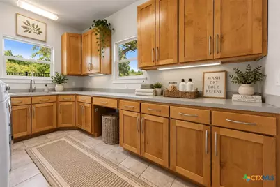 373 Wentworth, Spring Branch, TX 78070 - Photo 14