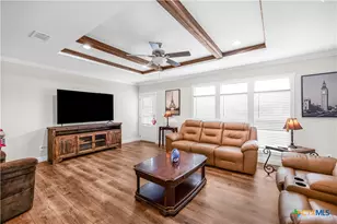 838 E Oak St, Goliad, TX 77963 - Photo 4