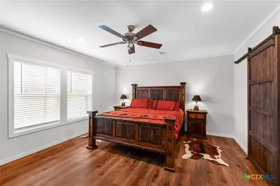 838 E Oak Street, Goliad, TX 77963 - Photo 18