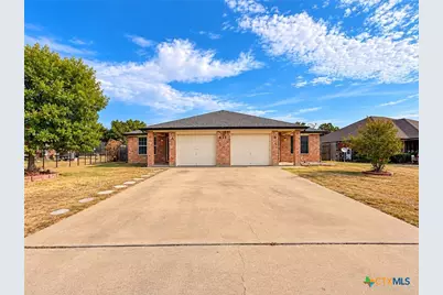611 Bermuda Street #A-B, Copperas Cove, TX 76522 - Photo 2